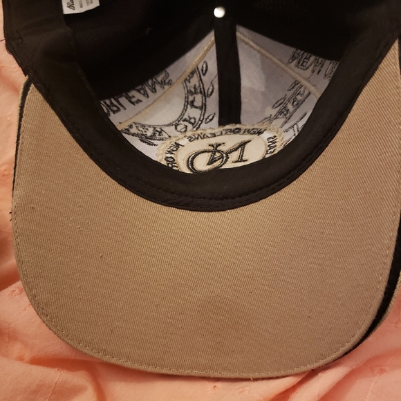 City of New Orleans Hat Black and Gold EUC adjustable ballcap w/ velcro OS - Picture 8 of 9